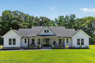 357 Cummings Chapel Rd, Ridgeville, SC 29472 - Photo 1