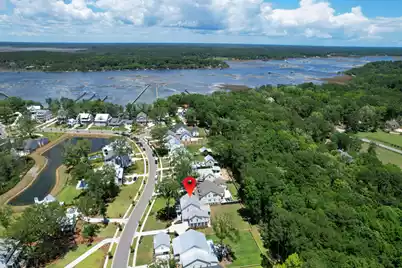 3853 Delinger Drive, Mount Pleasant, SC 29466 - Photo 10