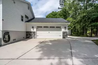 958 Beehive Road, Mount Pleasant, SC 29429 - Photo 2