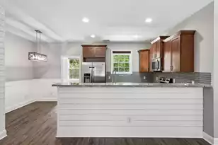 958 Beehive Rd, Mount Pleasant, SC 29429 - Photo 10