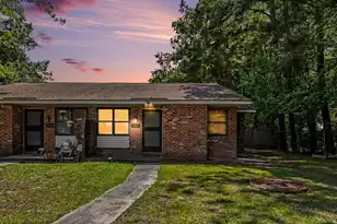 7915 Cider Ct, North Charleston, SC 29420 - Photo 2
