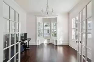 221 King George St, Charleston, SC 29492 - Photo 10