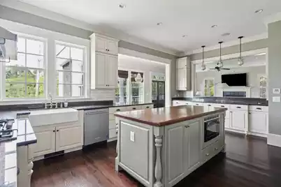 221 King George Street, Charleston, SC 29492 - Photo 30