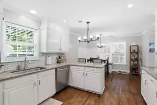 2916 Shadow Ln, North Charleston, SC 29406 - Photo 4