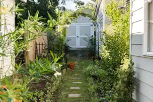 19 Gordon St, Charleston, SC 29403 - Photo 46