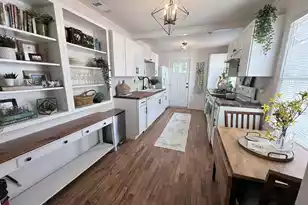 5539 Blackwell St, North Charleston, SC 29406 - Photo 2