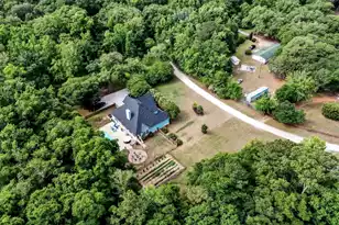 1624 Lonnie Taylor Ln, Wadmalaw Island, SC 29487 - Photo 4