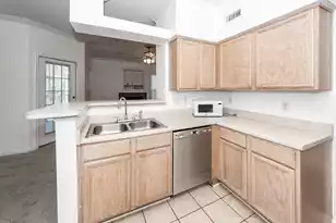 700 Daniel Ellis Dr #Apt 11107, Charleston, SC 29412 - Photo 4
