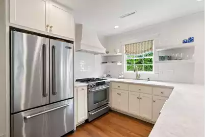 708 Pitt Street, Mount Pleasant, SC 29464 - Photo 16