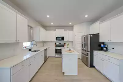 221 Tuscan Sun Street, Summerville, SC 29485 - Photo 6