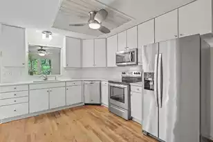 1759 Crystal Lake Dr, Charleston, SC 29412 - Photo 14