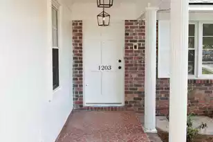 1203 Calais Dr, Mount Pleasant, SC 29464 - Photo 2