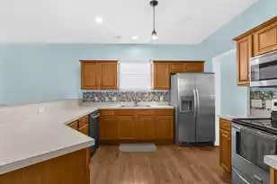 3225 Beaconsfield Rd, Mount Pleasant, SC 29466 - Photo 12
