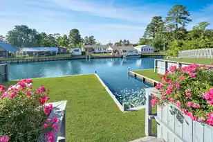 227 Canal St, Bonneau, SC 29431 - Photo 1