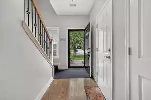 1065 Bennington Dr, Charleston, SC 29492 - Photo 4