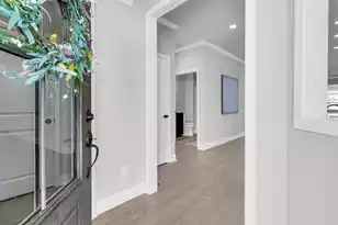613 Daffodil Ct, Summerville, SC 29486 - Photo 6