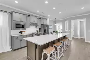 613 Daffodil Ct, Summerville, SC 29486 - Photo 8