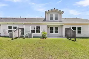 1056 Dusk Dr, Summerville, SC 29486 - Photo 10