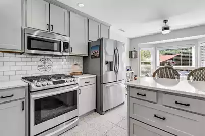 113 Oyster Point Row, Charleston, SC 29412 - Photo 10