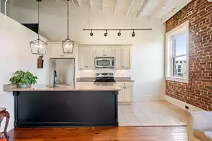 4 Beaufain St #303, Charleston, SC 29401 - Photo 4
