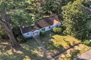 315 Hollywood Dr, Charleston, SC 29407 - Photo 38