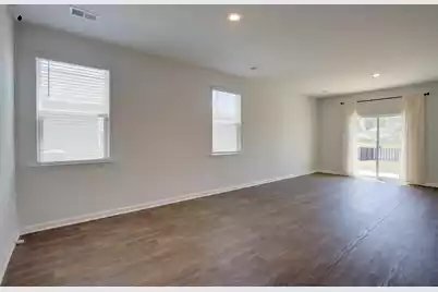 729 Long Bluff Road, Summerville, SC 29486 - Photo 10