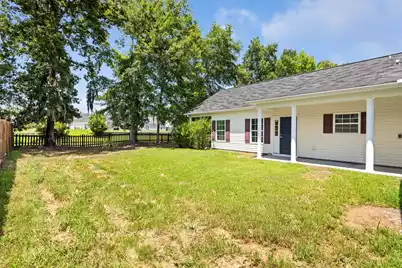 115 Pacolet Street, Summerville, SC 29485 - Photo 4
