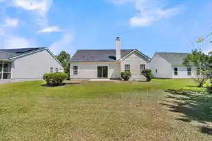 106 Dovetail Cir, Summerville, SC 29483 - Photo 2