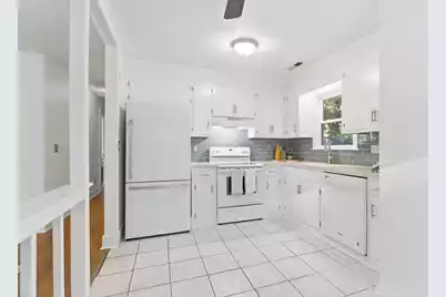1142 Bonnie Lane, Mount Pleasant, SC 29464 - Photo 18