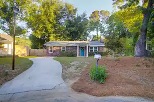 1142 Bonnie Ln, Mount Pleasant, SC 29464 - Photo 1