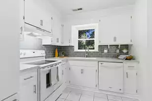 1142 Bonnie Ln, Mount Pleasant, SC 29464 - Photo 20