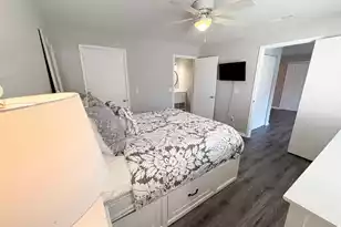 2011 Hwy 17 N, Mount Pleasant, SC 29466 - Photo 16