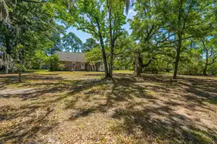 301 McClain St, Charleston, SC 29407 - Photo 32
