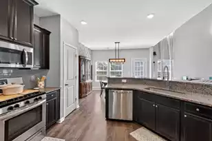 129 Hyrne Dr, Goose Creek, SC 29445 - Photo 10