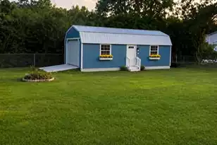 163 Glen St, Summerville, SC 29483 - Photo 2