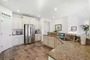 205 Witch Hazel St, Summerville, SC 29486 - Photo 10
