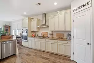 205 Witch Hazel St, Summerville, SC 29486 - Photo 8