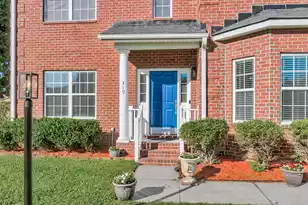 319 Lindrick Ct, Charleston, SC 29414 - Photo 2