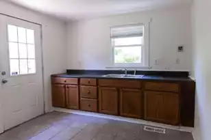 1519 Westway Dr, Charleston, SC 29412 - Photo 6