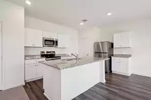 281 Phoenix Dr, Summerville, SC 29486 - Photo 2