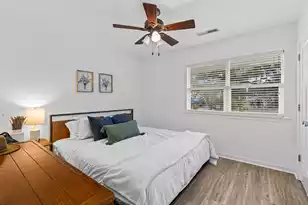 1115 Honeysuckle Ct, Mount Pleasant, SC 29464 - Photo 6