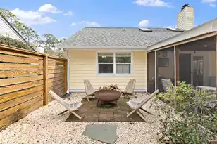 1115 Honeysuckle Ct, Mount Pleasant, SC 29464 - Photo 18