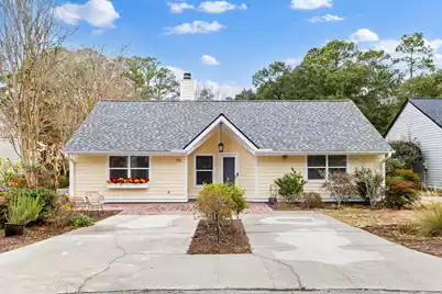1115 Honeysuckle Court, Mount Pleasant, SC 29464 - Photo 1