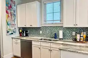 707 Meeting St, Charleston, SC 29403 - Photo 8