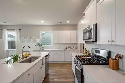 233 Narrowleaf Avenue, Summerville, SC 29485 - Photo 88