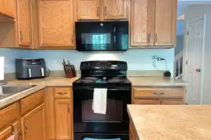 1204 Pine Bluff Dr, Summerville, SC 29483 - Photo 10