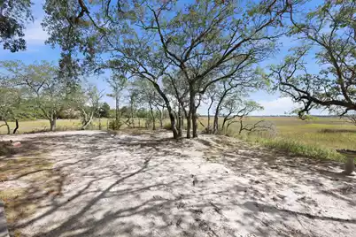 404 Saint Charles Court, Charleston, SC 29407 - Photo 24