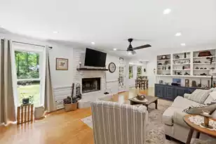 210 Fort St, Summerville, SC 29485 - Photo 4