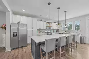 1054 Magnolia Warbler Wy, Ravenel, SC 29470 - Photo 8