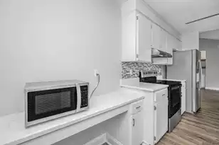 1116 Astor Dr, Mount Pleasant, SC 29464 - Photo 16